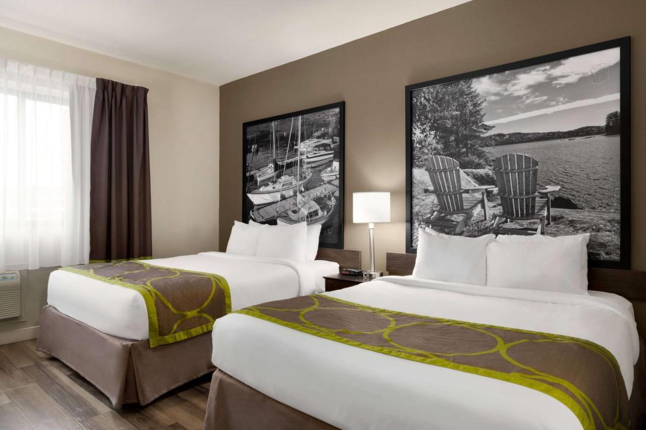 Hotel Super 8 By Wyndham Sarnia On Exterior foto